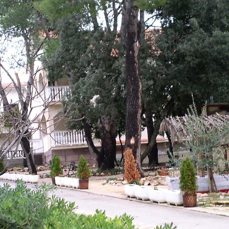 Apartments Stanko Petrcane Esterno foto