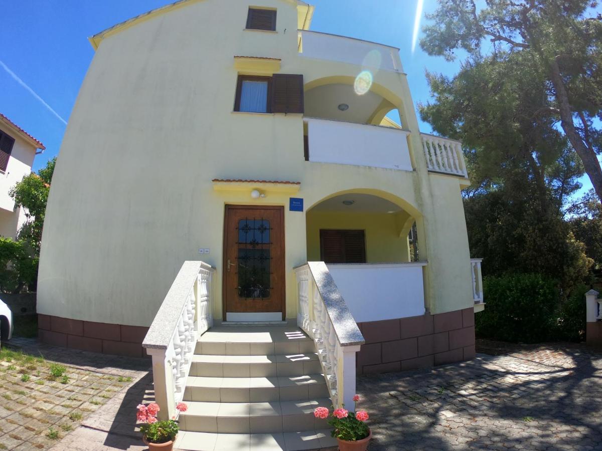 Apartments Stanko Petrcane Esterno foto